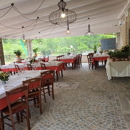 Agriturismo Cascina L'Arche ซานโตสเตฟาโน เบลโบ ภายนอก รูปภาพ