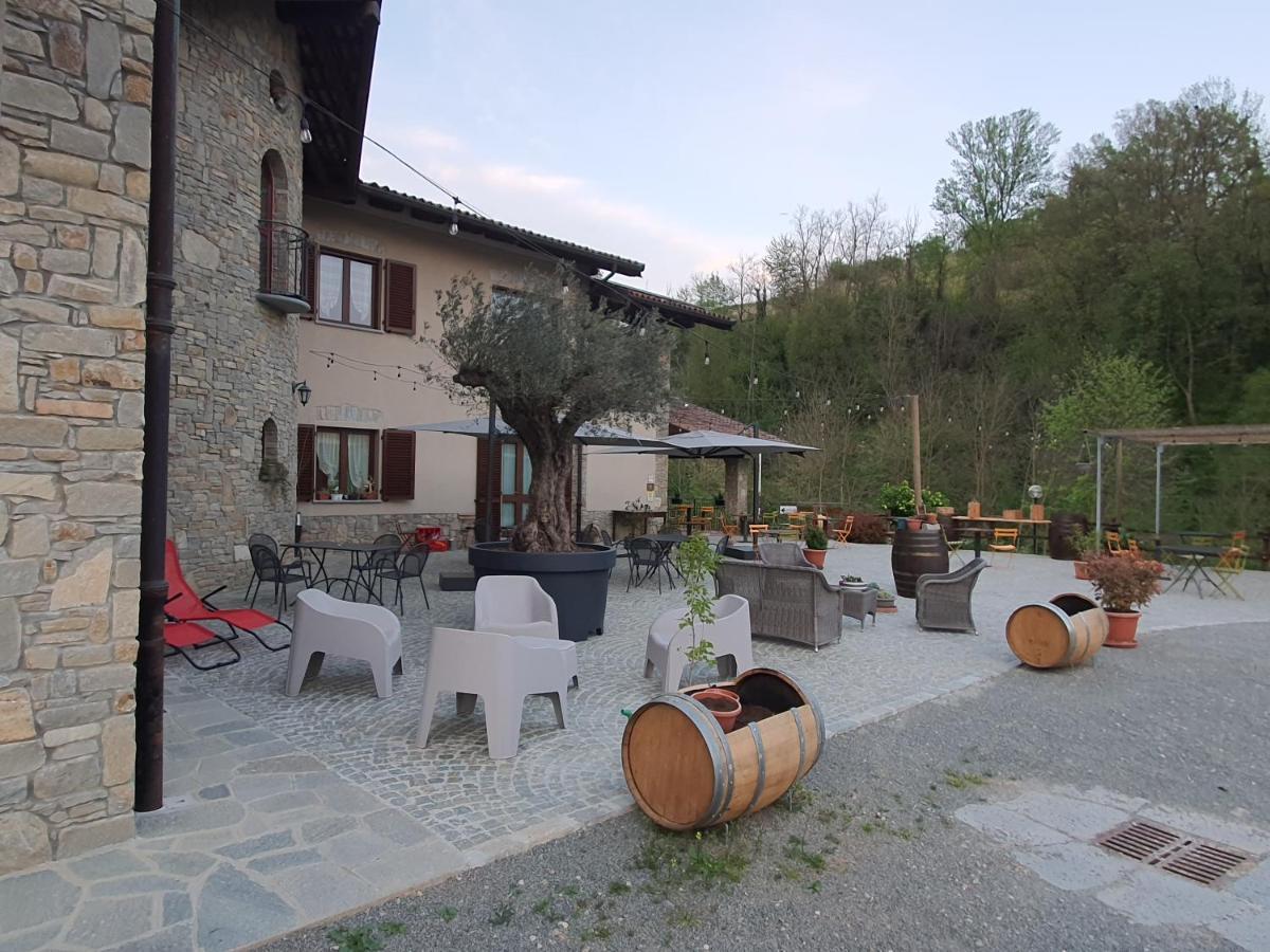 Agriturismo Cascina L'Arche ซานโตสเตฟาโน เบลโบ ภายนอก รูปภาพ