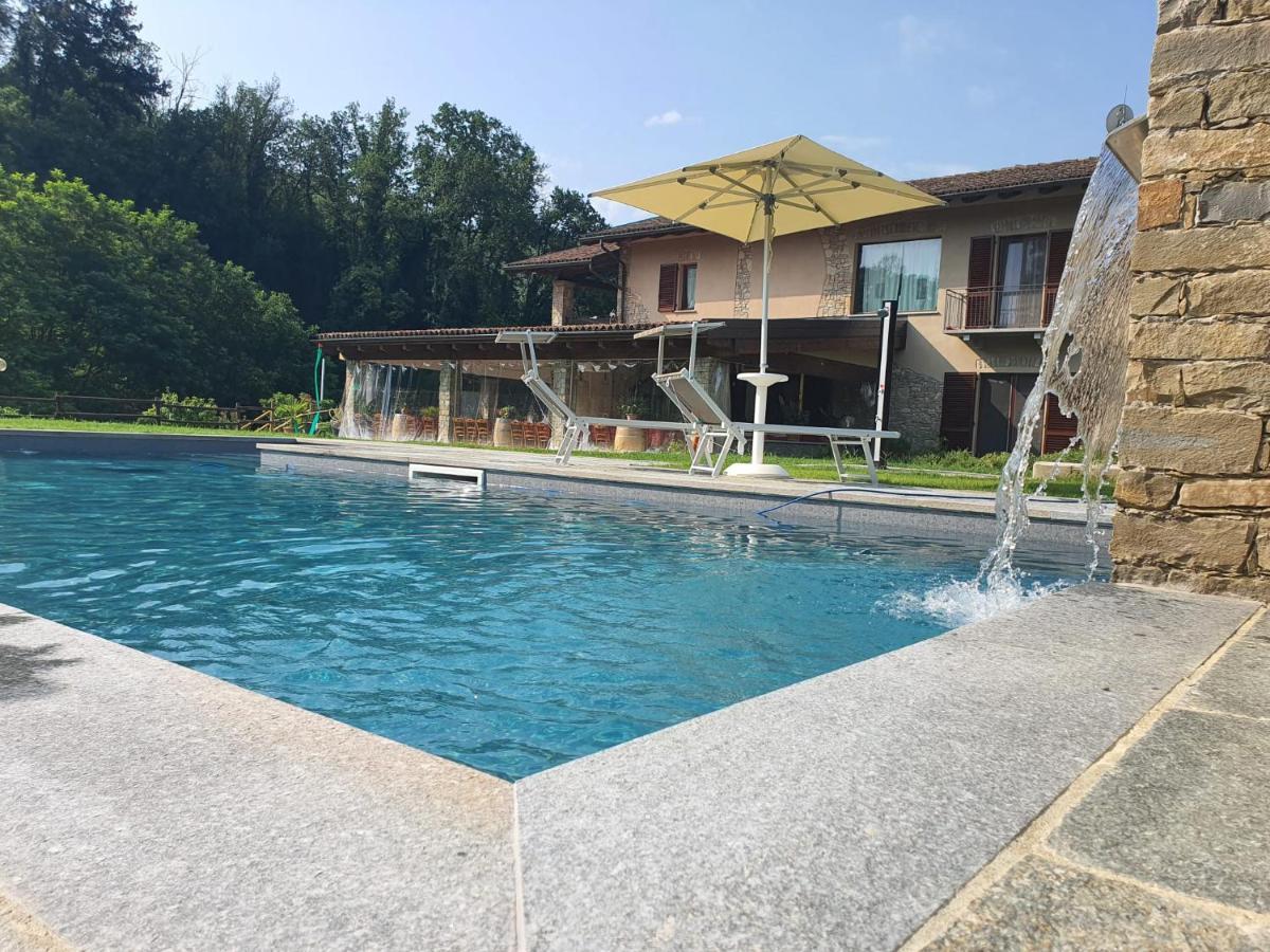 Agriturismo Cascina L'Arche ซานโตสเตฟาโน เบลโบ ภายนอก รูปภาพ